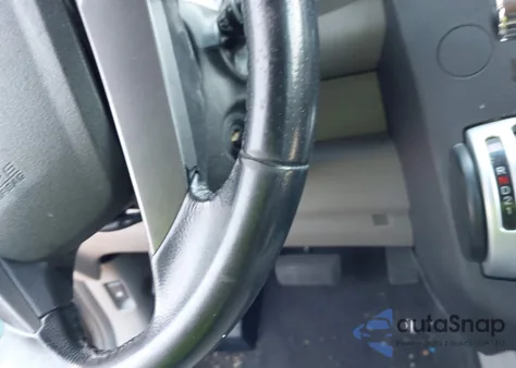 2010 Honda Pilot Ex-L z USA, uszkodzony, nr VIN 5FNYF3H52AB007232